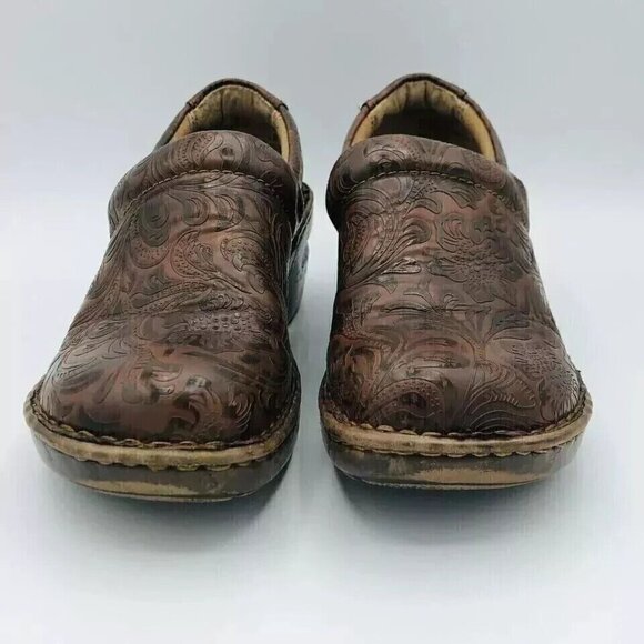 BOC Womens Shoes Size 6.5 Brown Clogs Born Concept Peggy Paisley Floral Embossed - Picture 3 of 11